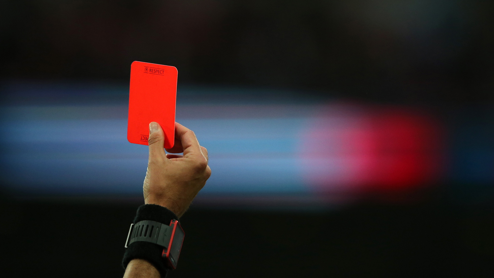 Referee-Red-Card topBook